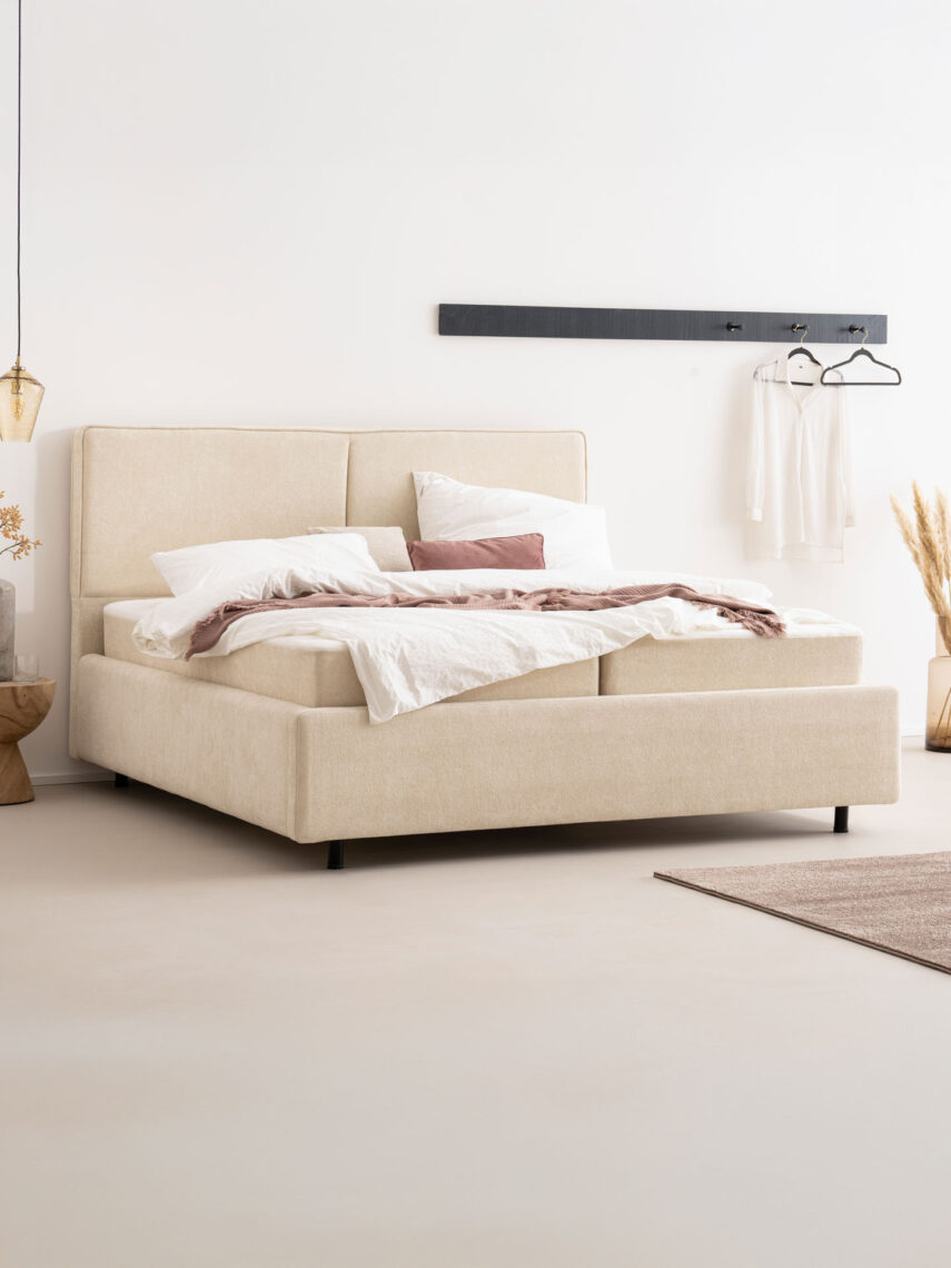 Polsterbett mit Bettkasten und Lattenrost 180x200 Teddy Boucle Stoff Beige Lima 3 miubett.de