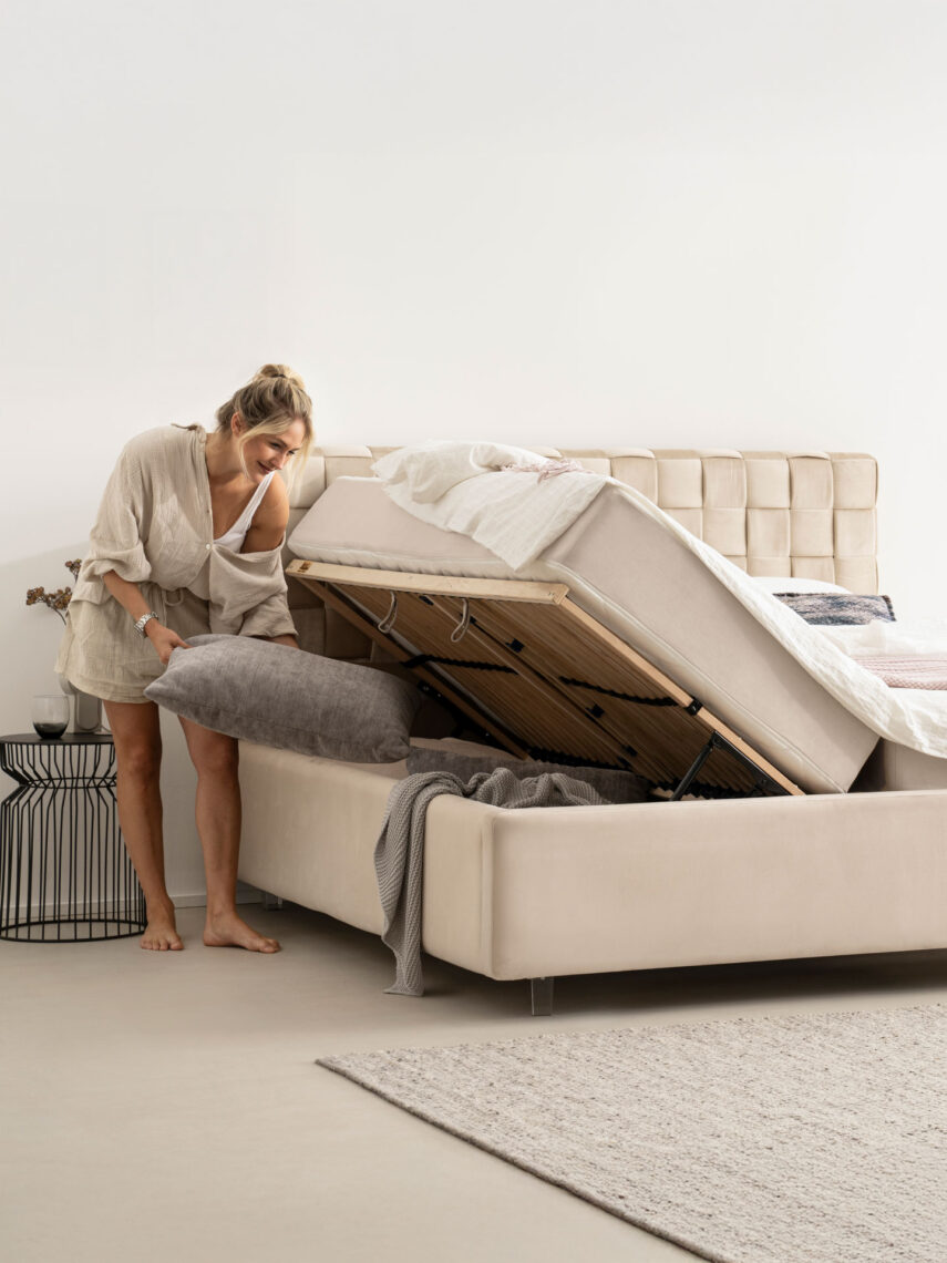 Polsterbett mit Bettkasten und Lattenrost 180x200 Velvet Velours Stoff Beige Bali 7 miubett.de
